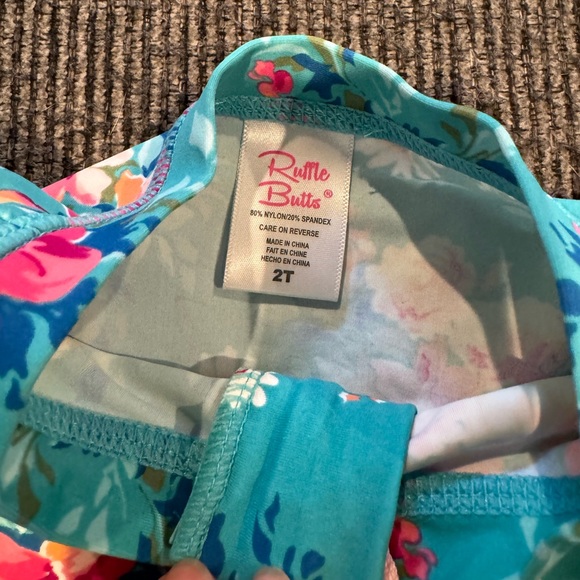 Ruffle Butts 2T rash guard - Picture 2 of 3
